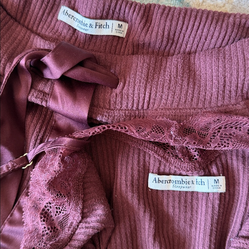 Abercrombie & Fitch soft lounge sleepwear set - Picture 2 of 5